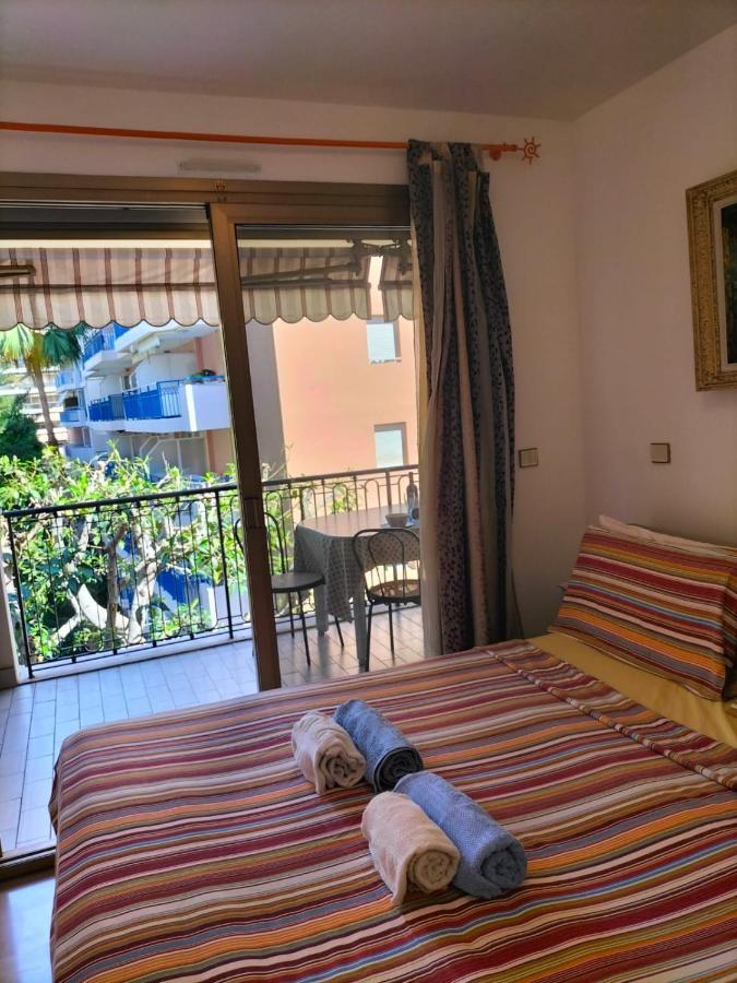 Apartament A Due Passi Dal Mare Mentona Zewnętrze zdjęcie